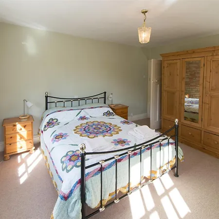 4 Bed In Hh090 Holiday home Knaresborough